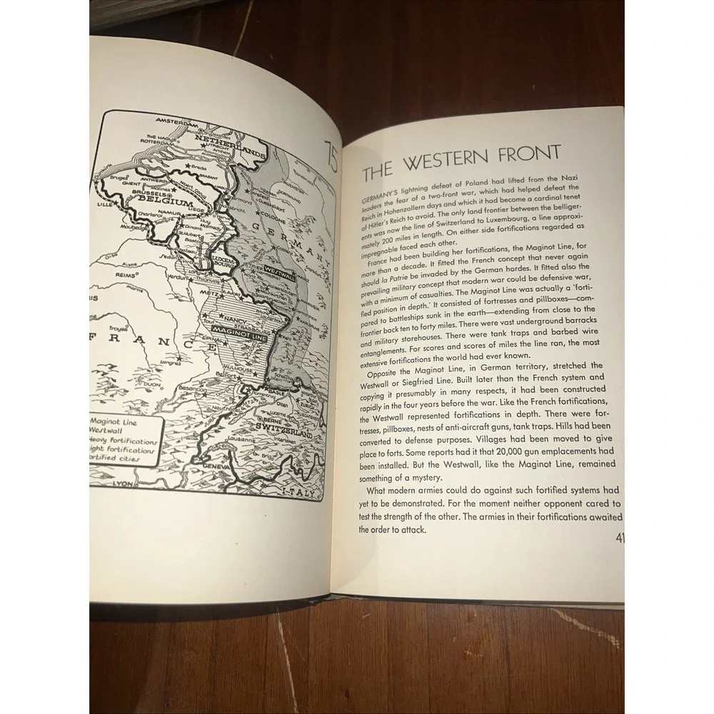 Francis BROWN / War in Maps An Atlas of The New York Times Maps 1st Edition 1942